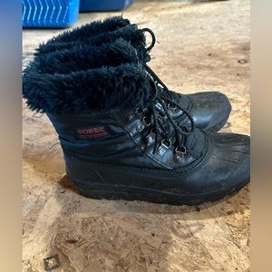 Woman’s SOREL snow boot